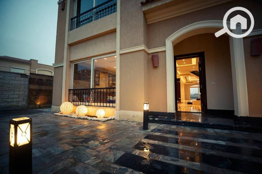 8 605293575_896453122917950_3406230701499318739_n. jpg