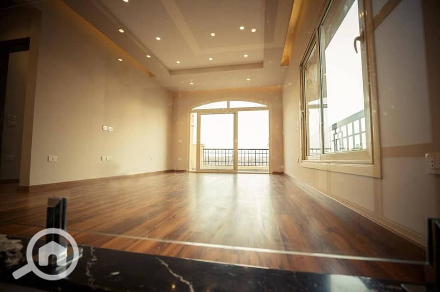 10 605380007_896452969584632_7456241815801927841_n. jpg