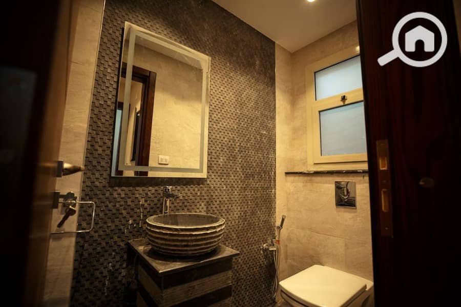 13 605448962_896453059584623_2539369069721036353_n. jpg