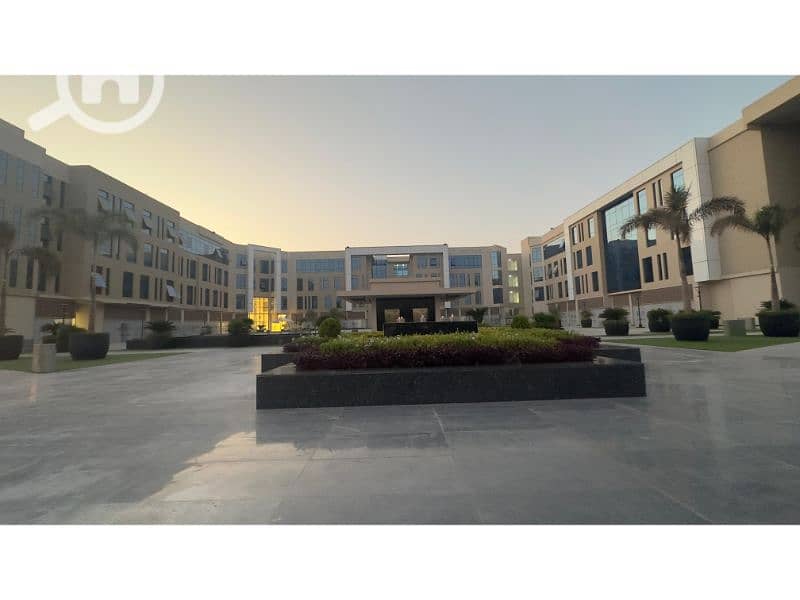 11 WhatsApp Image 2024-10-17 at 12.34. 23 (2). jpg