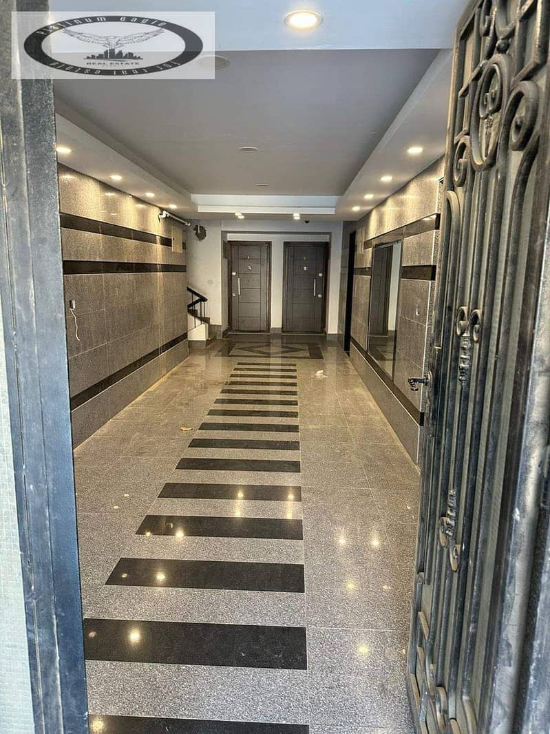 4 4b33e96a-d7ea-478b-98dd-982147b989da. jpg