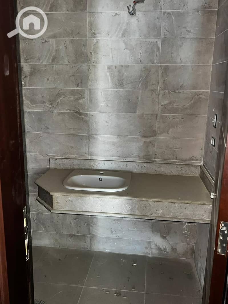 4 WhatsApp Image 2025-12-25 at 11.17. 06 AM. jpeg