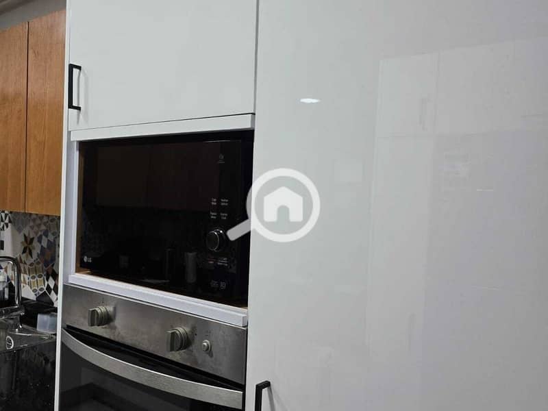 10 X56zlHZpIL67BmWPFEkvEVMwkiuXnxjQIVH4VhRR. jpg