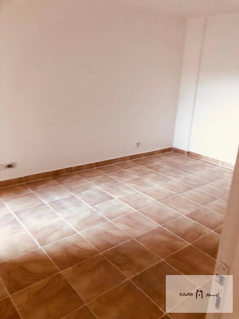 7 61e6ec6a-a11b-4e00-9b6f-aa533429be9a. jpg