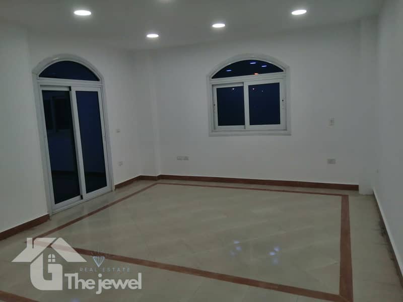 6 53387760-43f5-4f25-a1df-91b60975f7b8. jpg