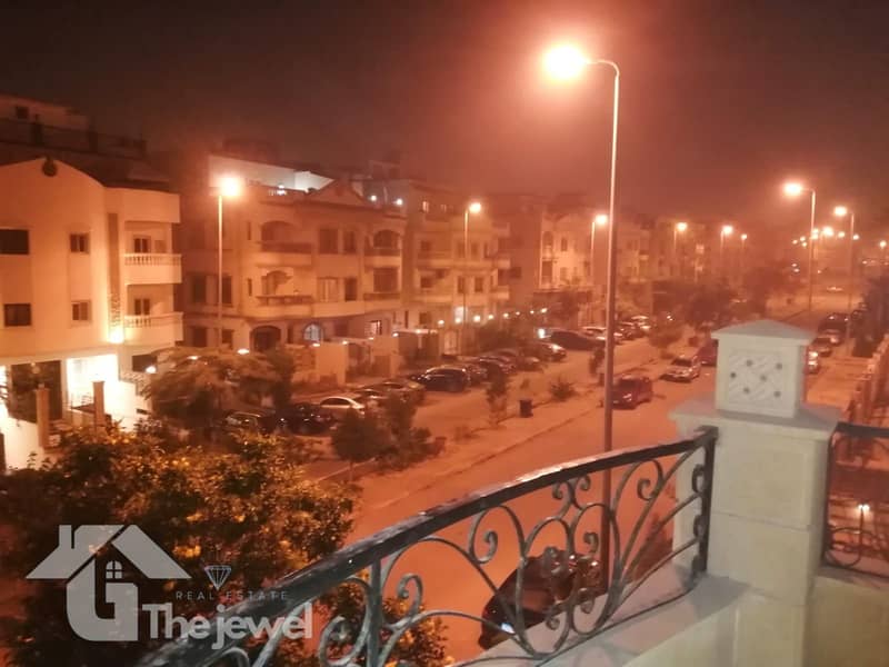 7 6b5917ea-cc52-42e4-a9a0-eb5a9b48a310. jpg