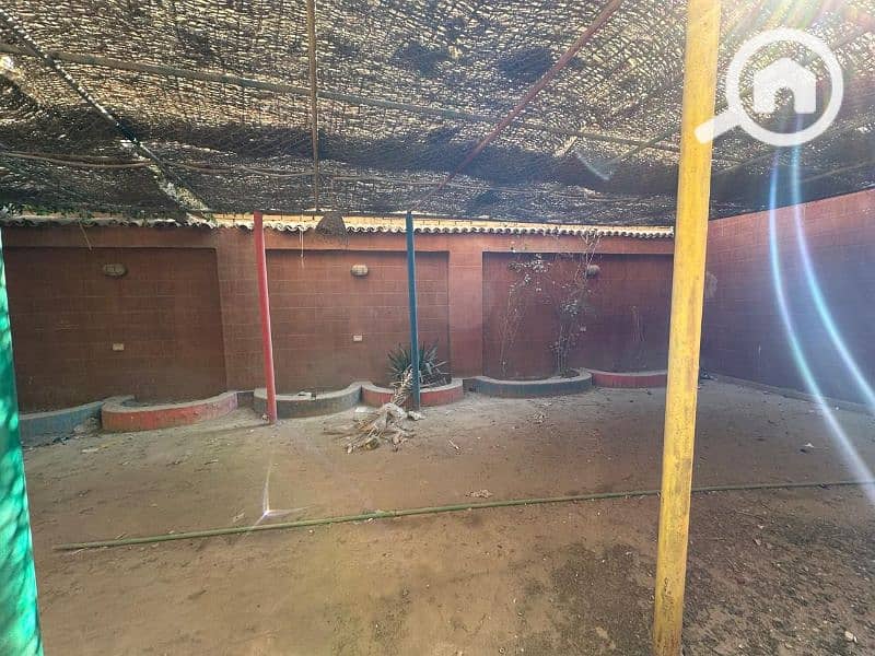 2 23ee51c5-df9e-4e5c-b972-cbd2b77d638f. jpg