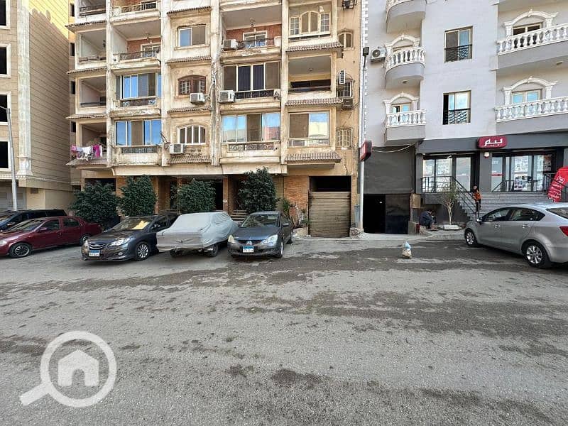 4 051082fd-f16d-47b3-a307-2140e3979a07. jpg