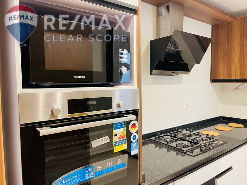 12 a377021b-3aa3-48f7-ba05-5894dd19c8d2. jpg