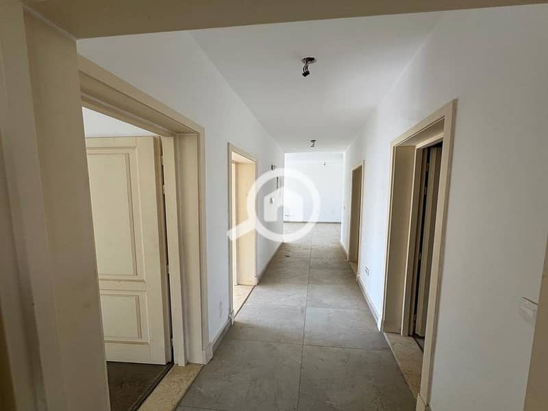 2 5ac7c701-ce94-40da-8403-5bad4c34c93b. jpeg