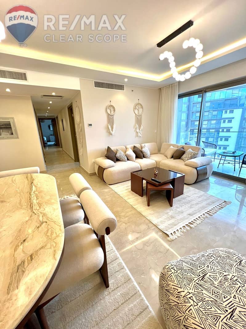 2 4643442f-c864-43ee-910a-bd07251e1e41. jpg