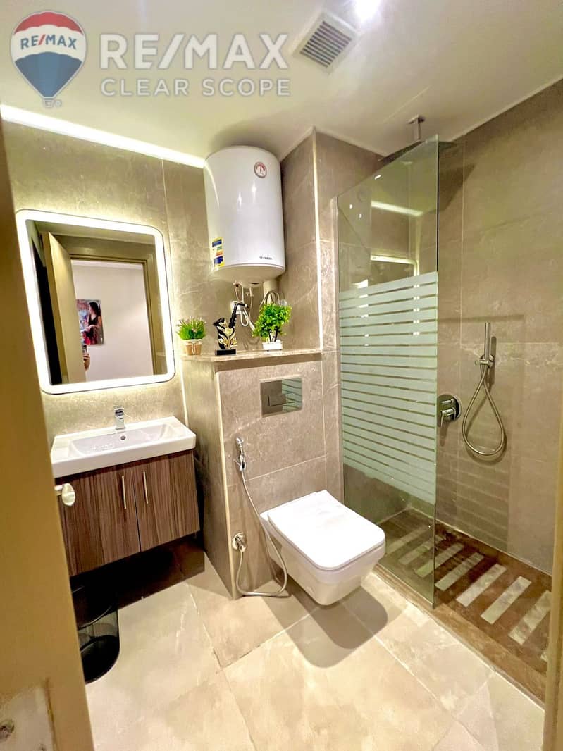 8 7091f769-ebf9-47c9-9b49-c025bb6817e8. jpg