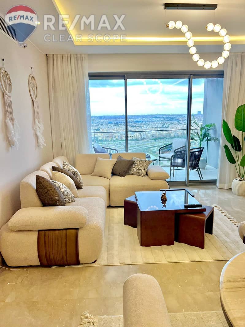 10 b5999cab-9feb-4cb0-b3ff-f650ff36e425. jpg