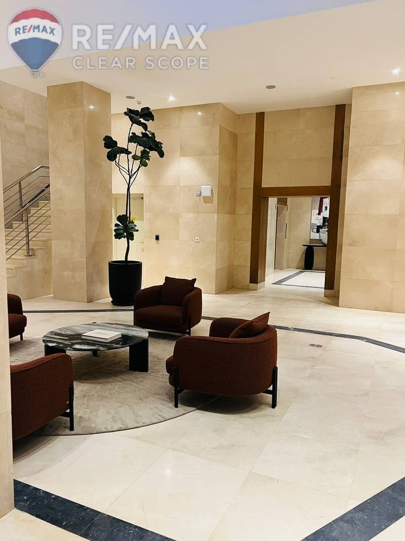 17 f044ff97-dc5b-4207-ad5e-2082cd6051a3. jpg