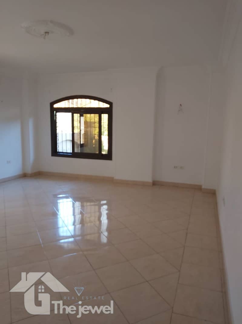 2 2f611a7b-4c6e-46f5-a7dd-327eaf97d0e4. jpg