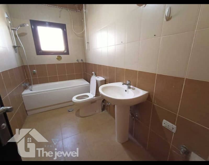 14 8d93ae01-a763-49da-8615-61e862c8c93b. jpg