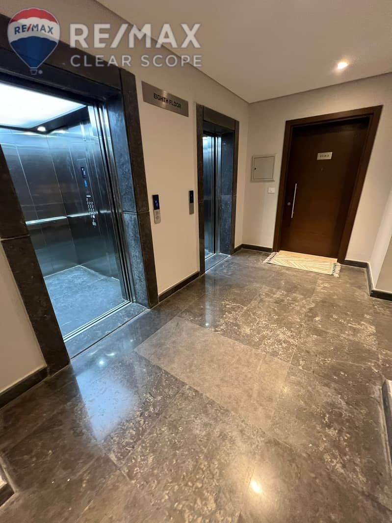 23 e5dd96ca-334a-4f3c-bb24-6490ab0c0ac5. jpg