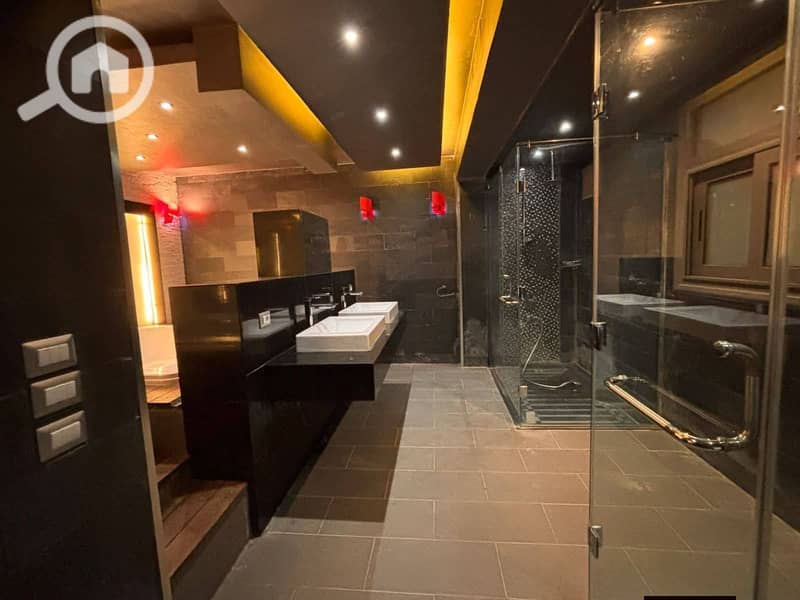 16 605483987_896414779588451_2149658546344004846_n. jpg