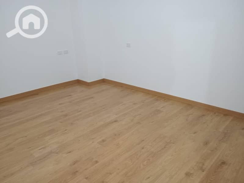 10 WhatsApp Image 2025-12-25 at 12.52. 33 PM (1). jpeg