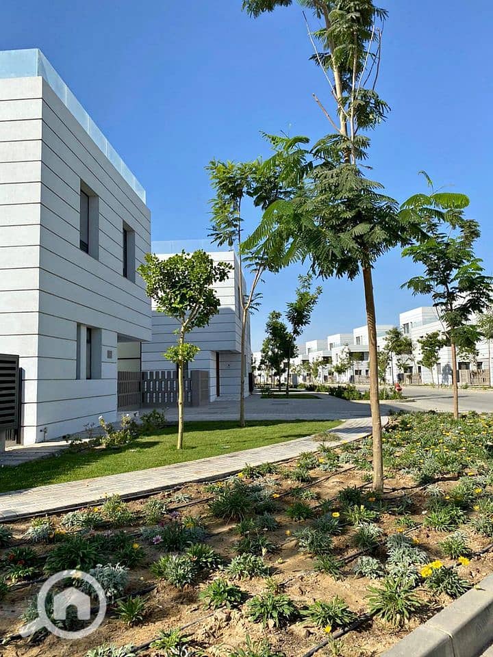 4 WhatsApp Image 2025-12-25 at 1.54. 24 PM. jpeg