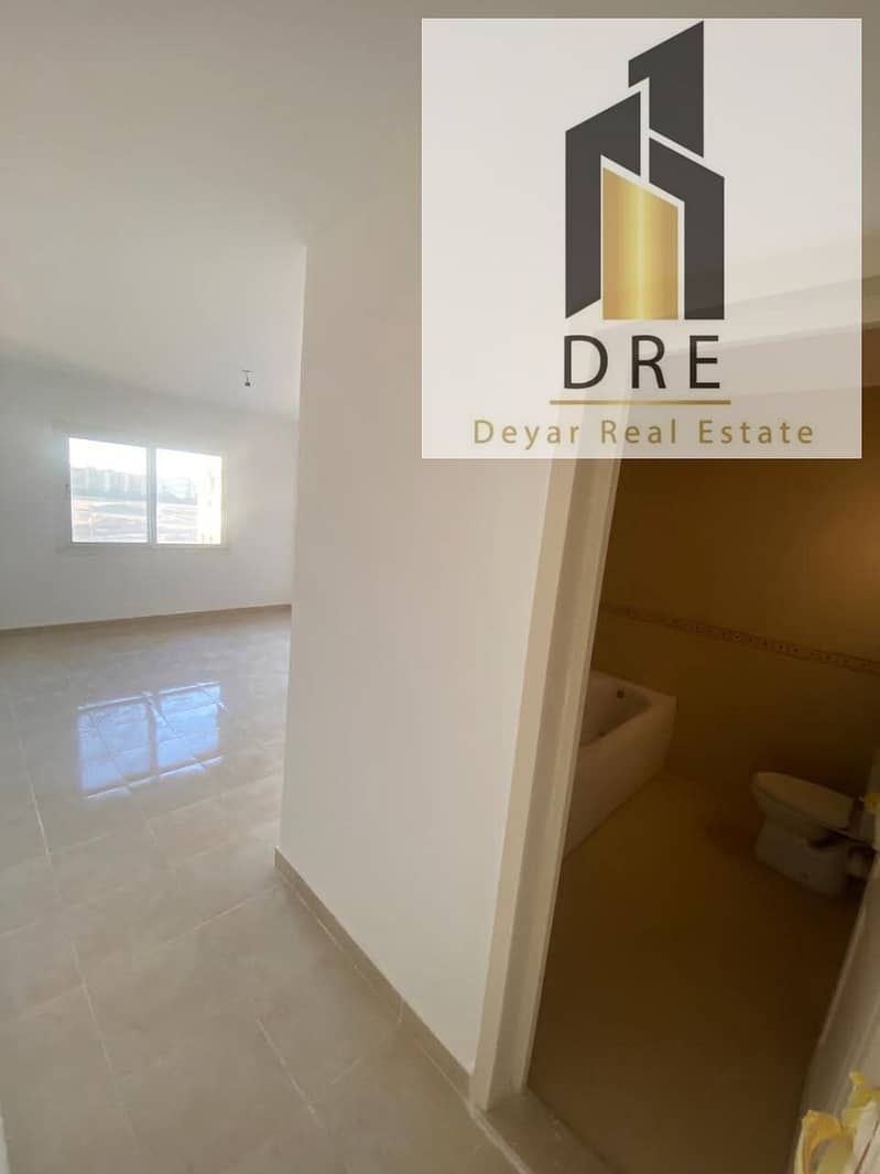 12 cd0fb2bd-8cdb-43ed-a079-af8882c0629b. jpg