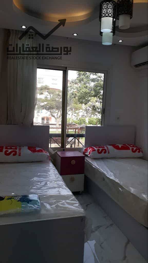 12 b4a8716c-2666-4229-a560-2c546139e5ec. jpg