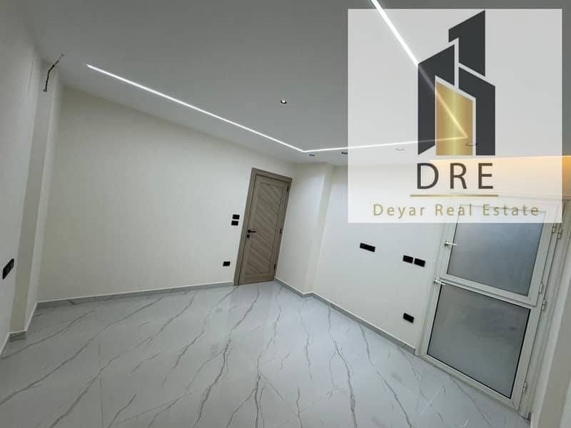 8 182d49c0-2a6d-488b-848e-4e4e5fe2bc28. jpg