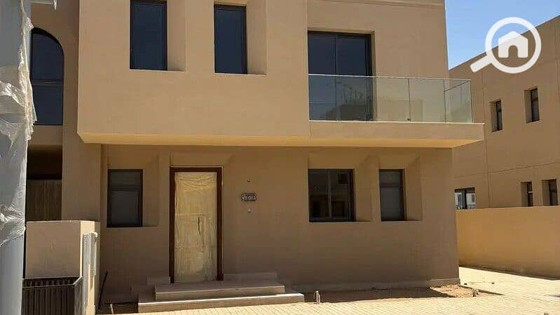 9 35238416-800x600. jpg