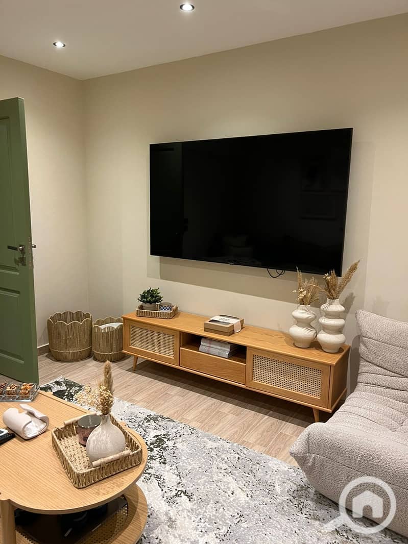 6 WhatsApp Image 2025-12-22 at 2.45. 57 PM. jpeg