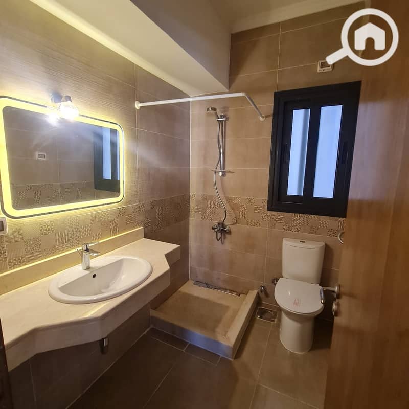 6 2560ab36-0e4e-424f-b171-b724cbfa4dd1. jpeg