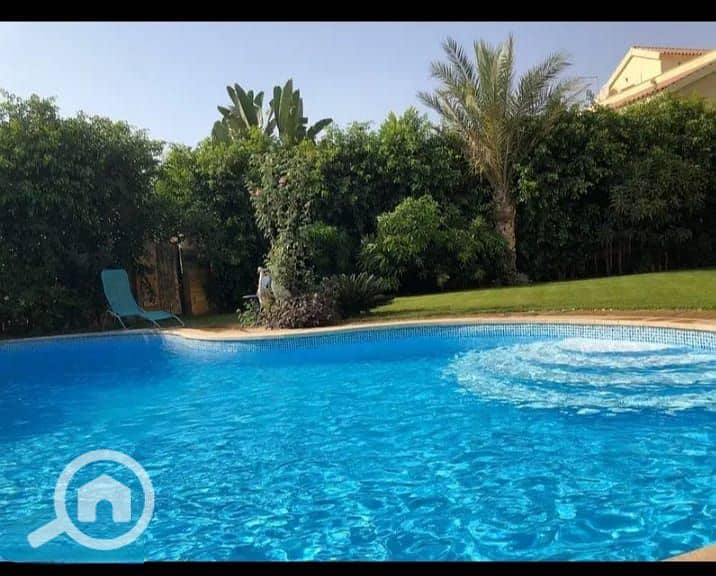 2 2d8c1c3b-9c4d-443b-b606-35c40b15864a. jpg