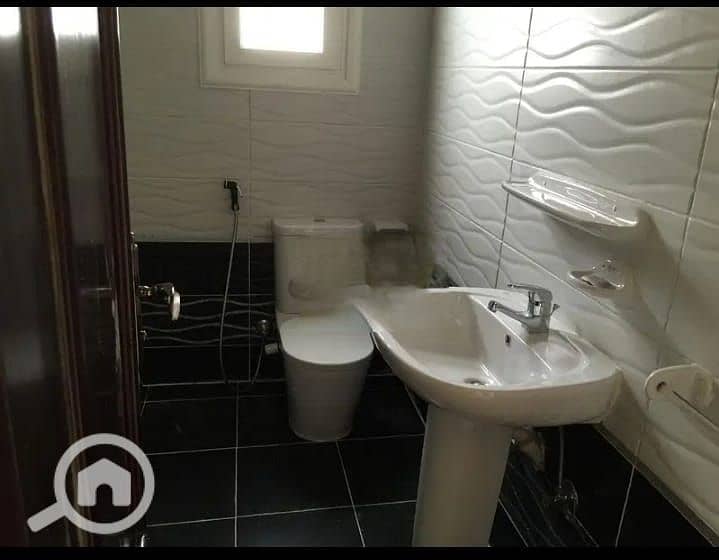 8 0591fd4c-9779-46d6-affc-379d9506ec57. jpg