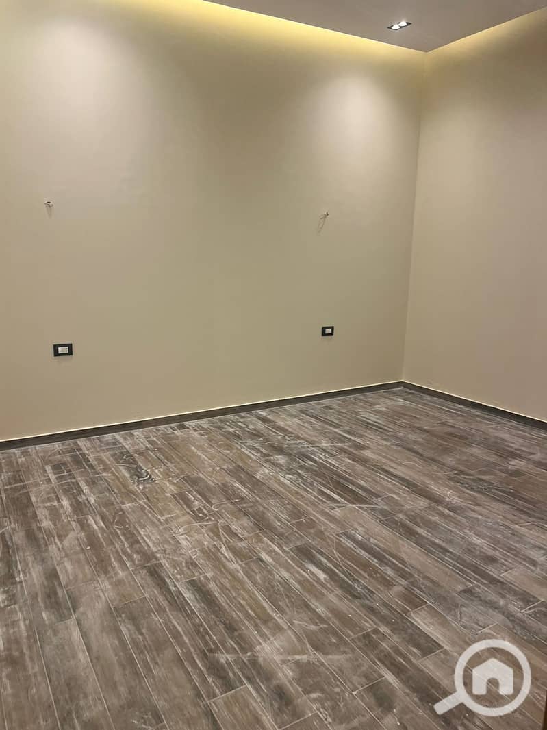 12 WhatsApp Image 2025-12-25 at 2.22. 28 PM (1). jpeg