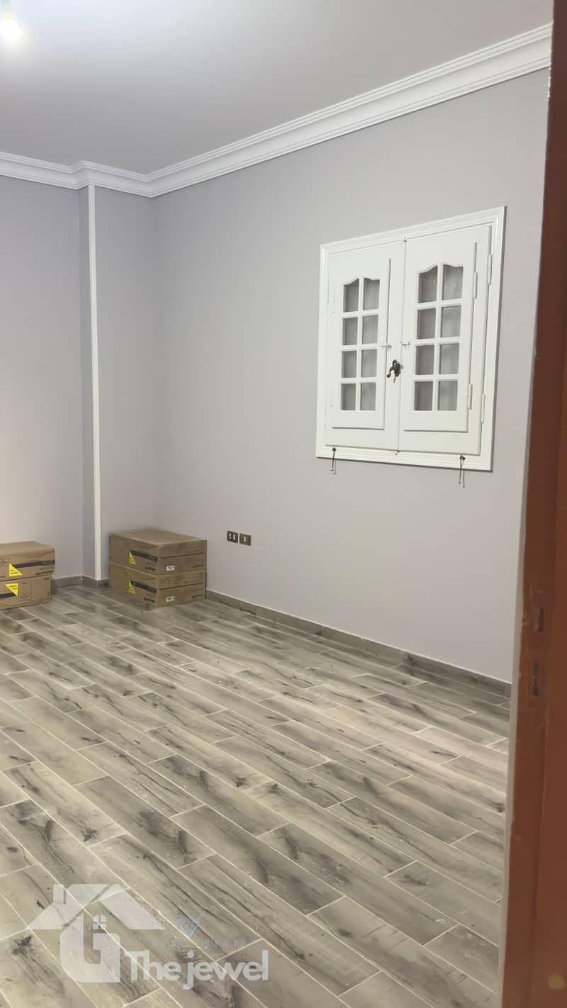 3 9a247f30-fd68-4ef3-8f3a-dfc4a339eb15. jpg