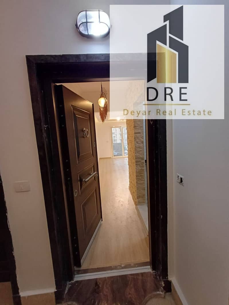 13 33918e56-02a9-42b7-ad5c-05a5db91c2fa. jpg