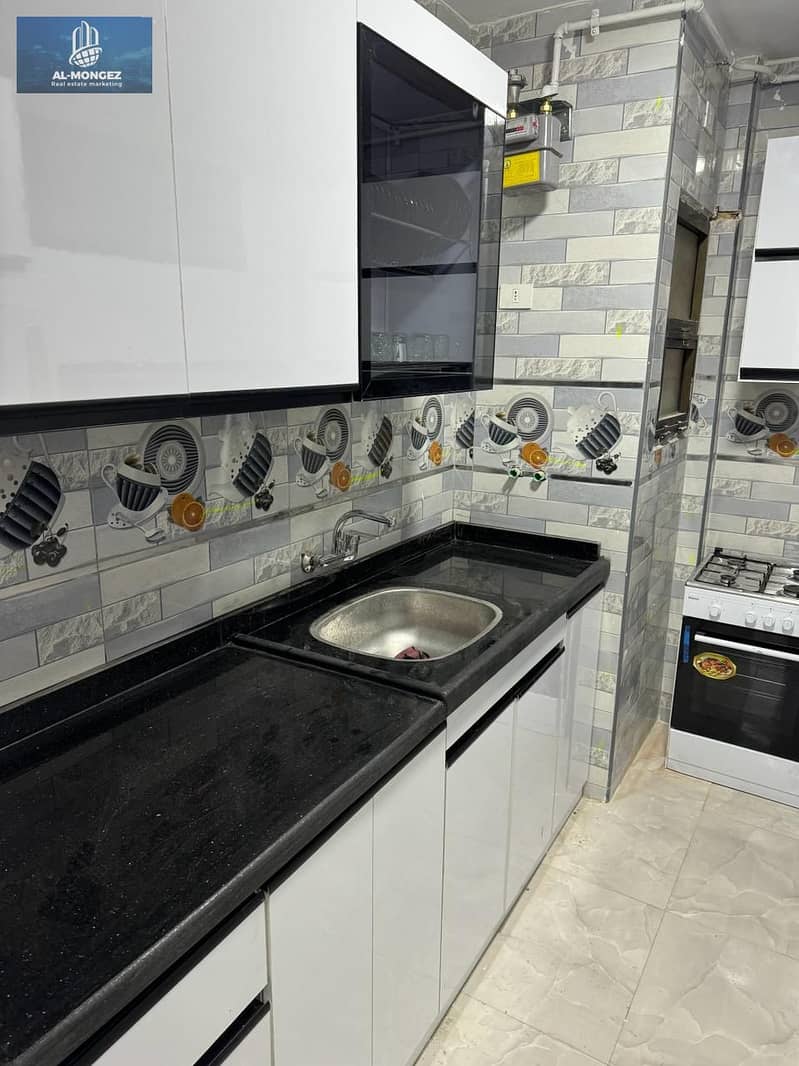 5 e376ef74-04b6-47e5-b45e-31a985b3776c. jpg