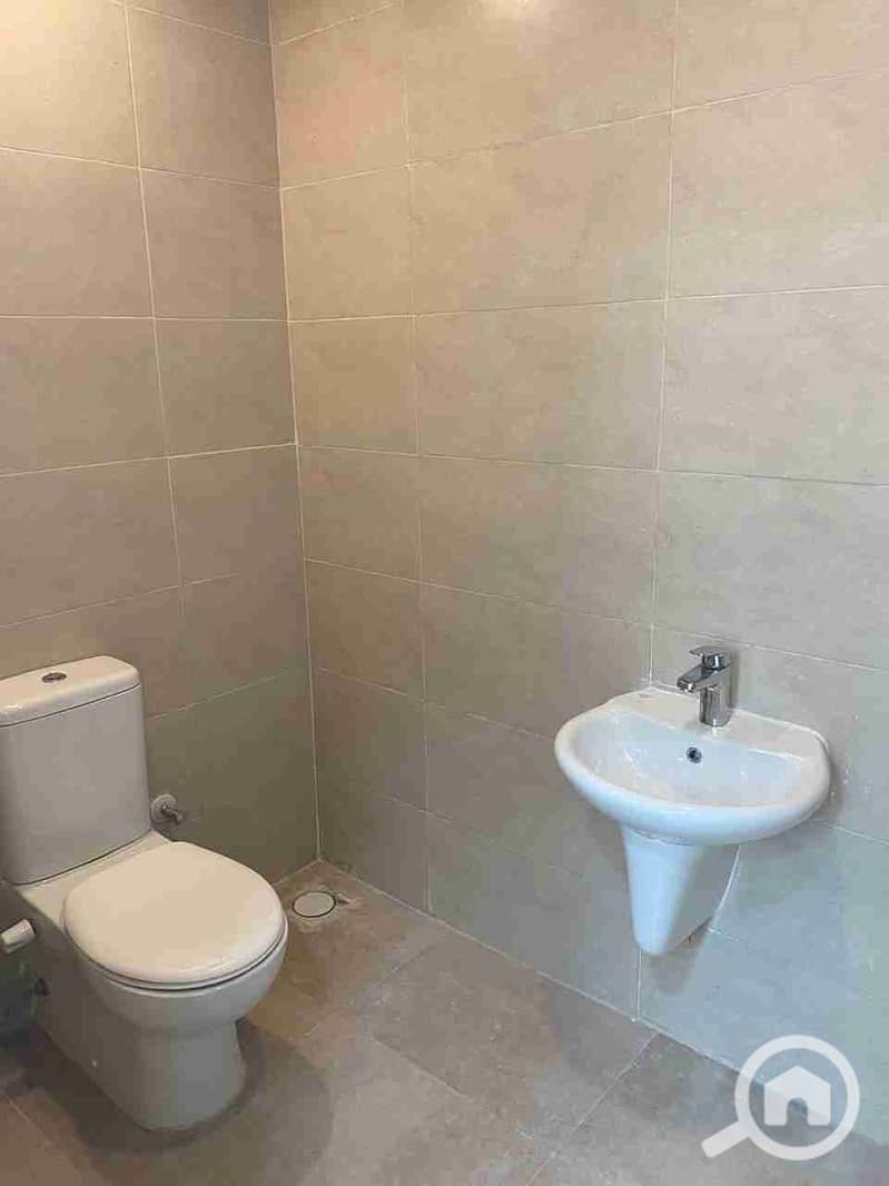 7 IMG-20251224-WA0065. jpg