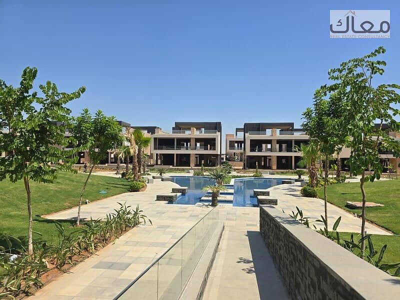 10 7f9c5d92-a35c-4e98-92d4-46e3801bf280. jpeg