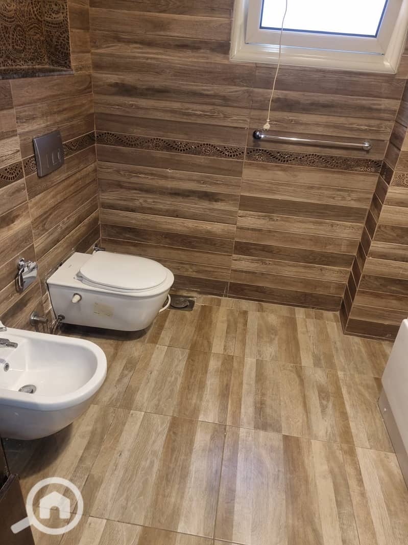 5 WhatsApp Image 2025-12-25 at 2.28. 12 PM (2). jpeg