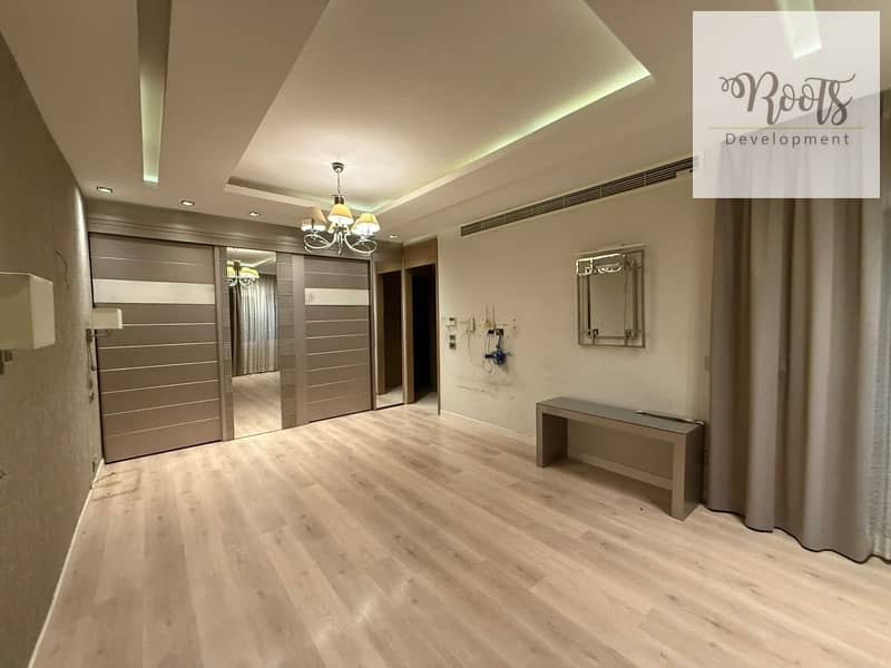 4 WhatsApp Image 2025-12-25 at 9.17. 44 AM (1). jpeg