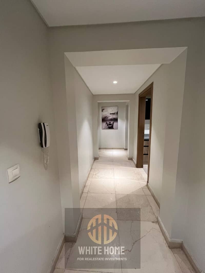 3 7e1c90c8-e3d0-4b1c-bbcf-da0e95df580a. jpeg