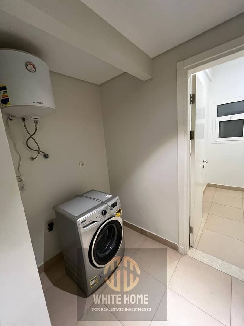 5 176fe0a2-a001-4958-94c6-80759bf4854c. jpeg