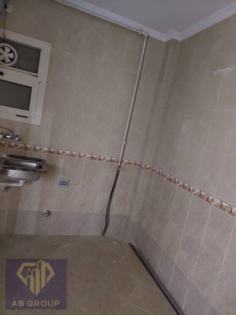 8 45436c97-732a-483e-b81e-7523e68ea679. jpg