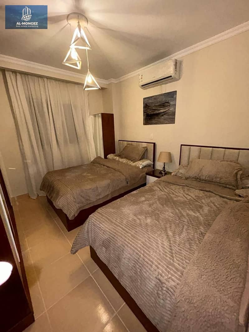 14 fb42ea4d-50af-4fb3-a35f-7d3ae43ab683. jpg