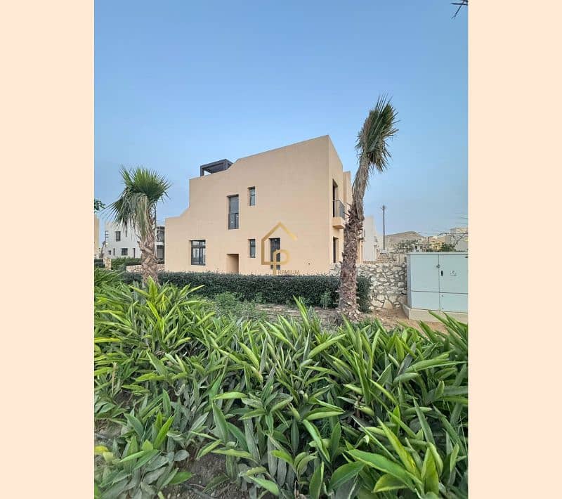 4 541142417_10232760423806865_7908790223841310297_n. jpg