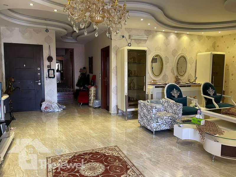 18 651378f6-795e-4d9e-a35e-a03dd84e758c. jpg