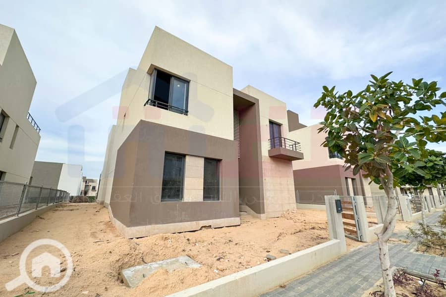 4 WhatsApp Image 2025-02-13 at 2.50. 23 PM (1). jpg