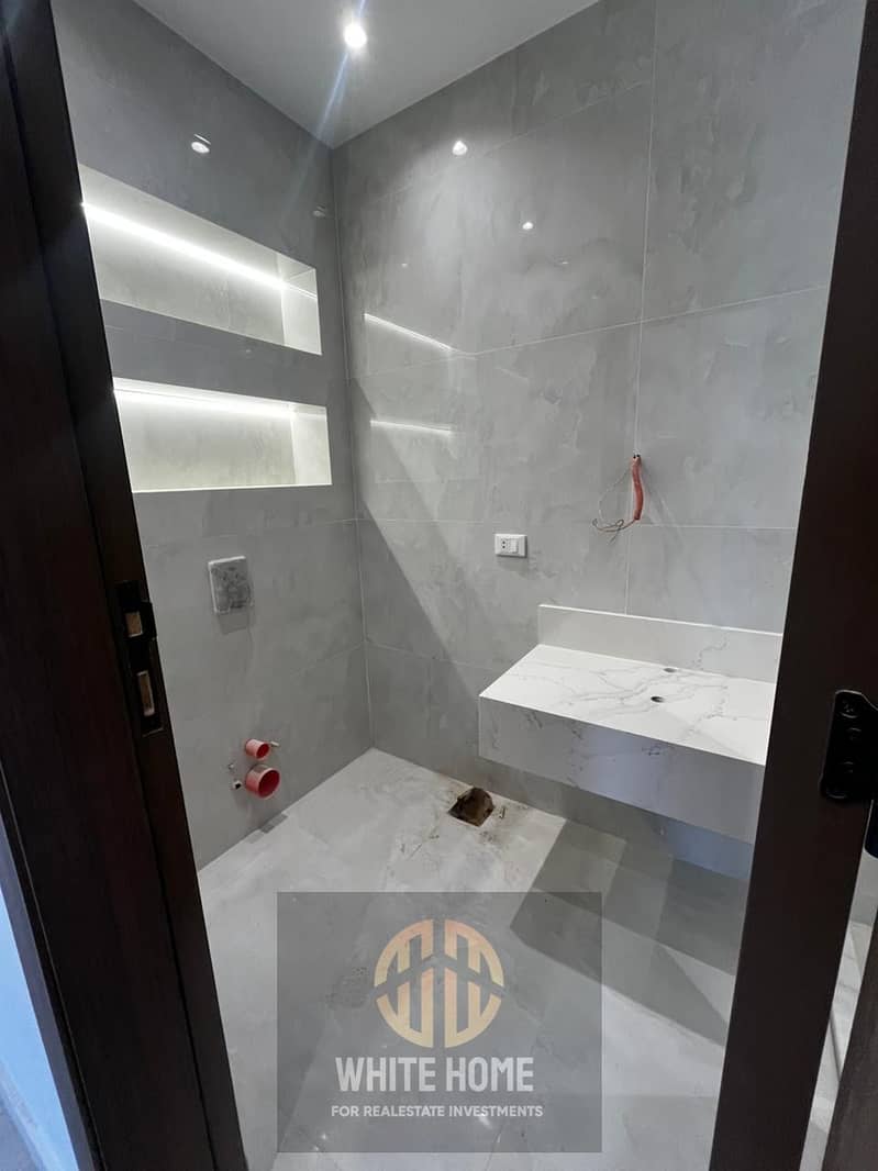 4 8ed2971e-2a06-4fed-a04d-29486df943f5. jpeg