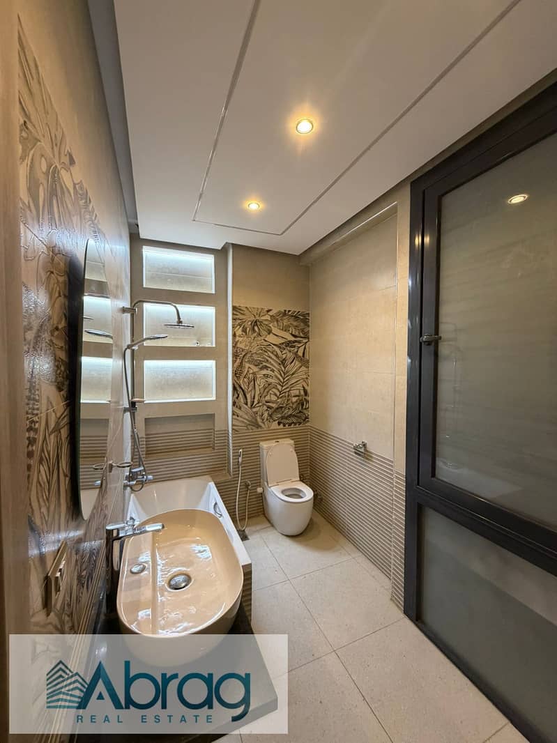 5 WhatsApp Image 2025-12-22 at 10.13. 45 PM (1). jpeg