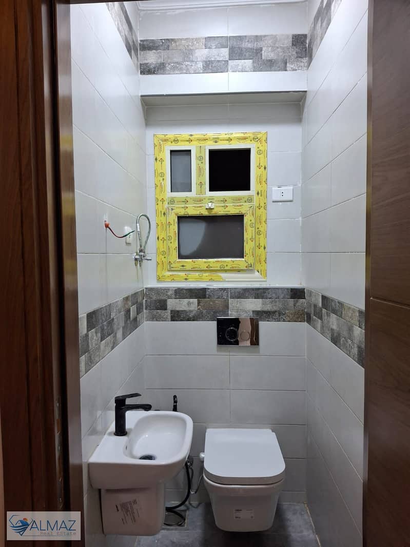 36 WhatsApp Image 2025-12-25 at 11.58. 43 AM. jpeg